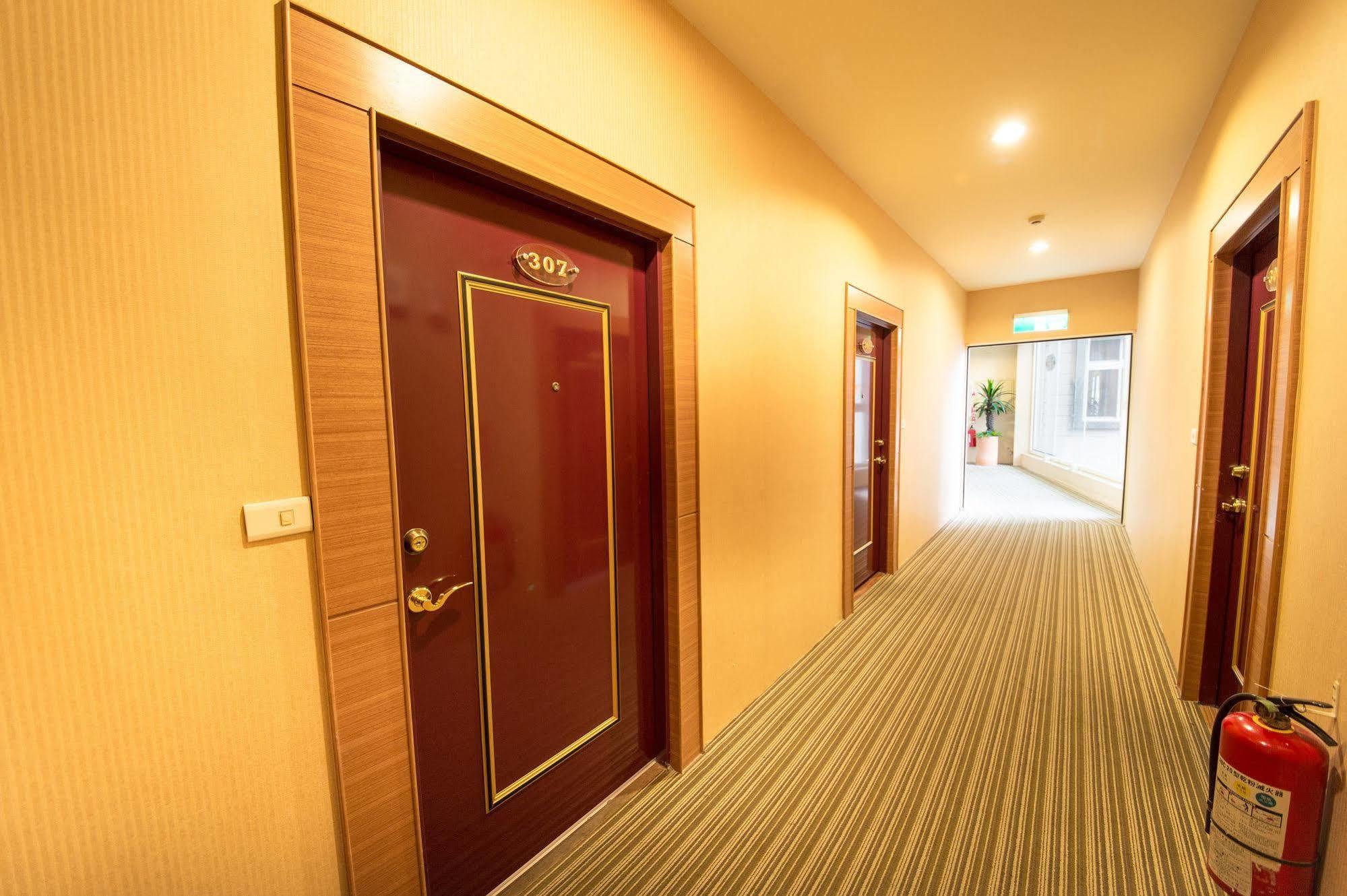Aoike Hot Spring Hotel Jiaoxi Exterior photo